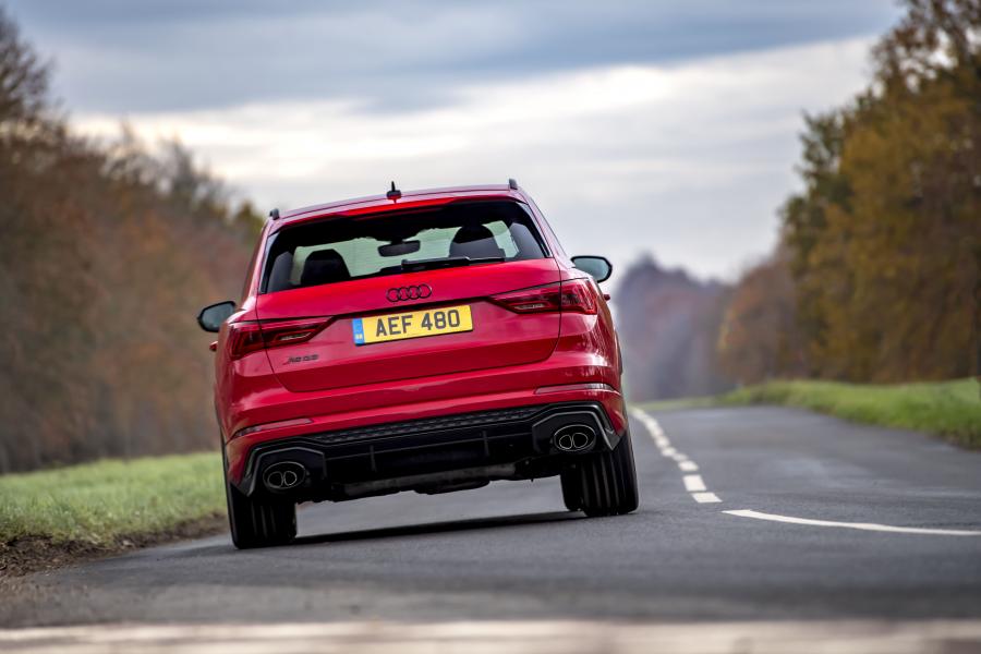  Audi RS Q3 2019 года  (UK) (фото 30 из 63)